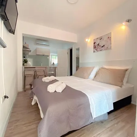 Antea Apartment *