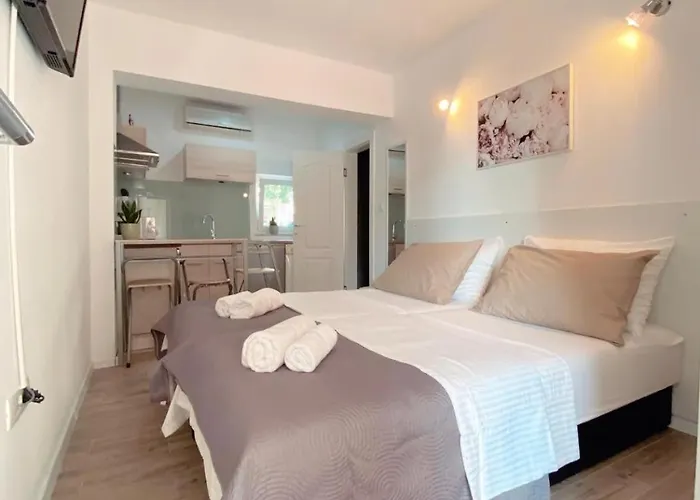 Antea Apartment *