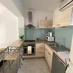 شقة Antea